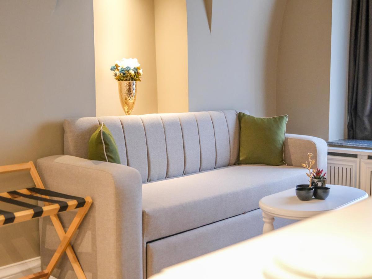 Palazzo Suit Karakoey Istanboel Buitenkant foto