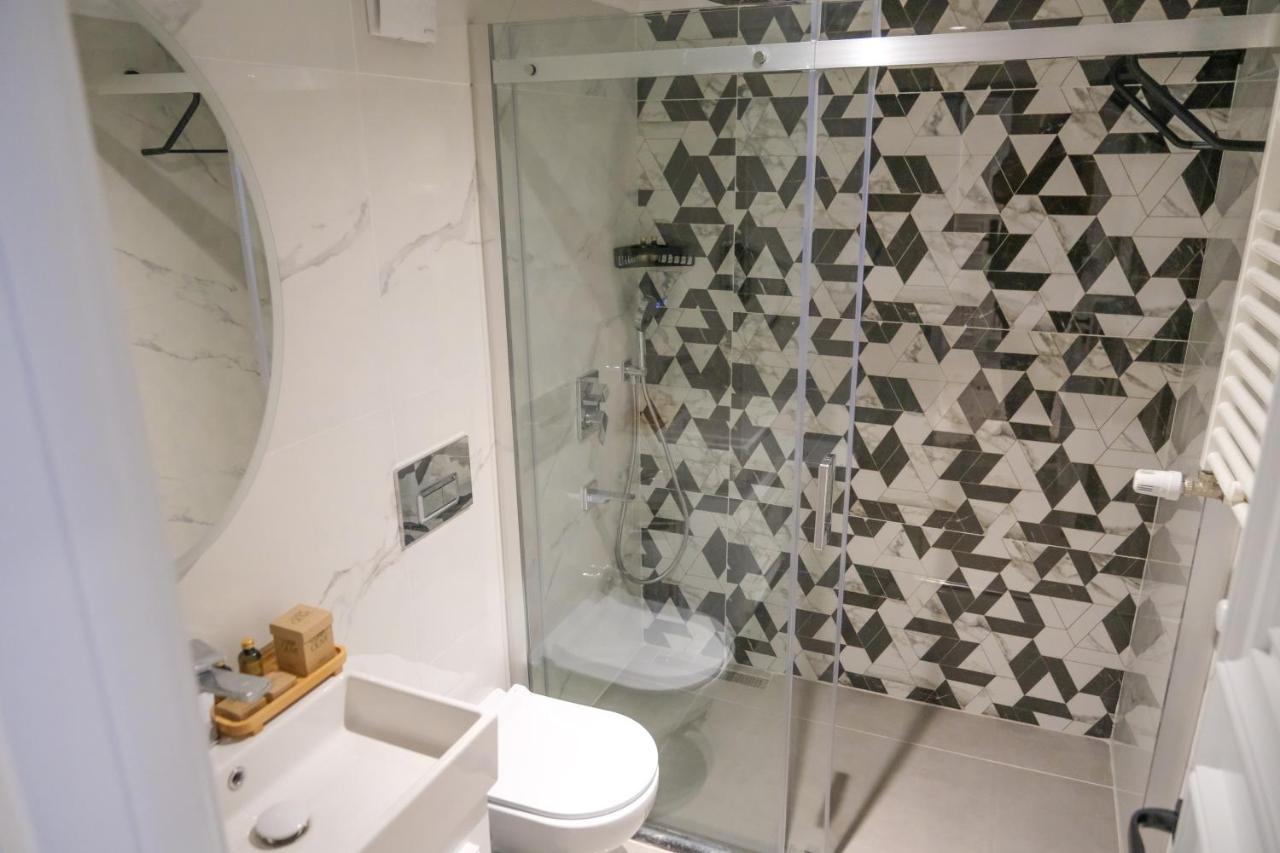 Palazzo Suit Karakoey Istanboel Buitenkant foto